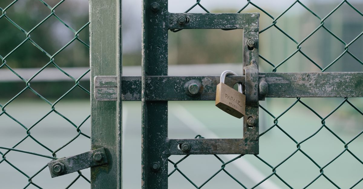 Locked Out in Wellesley? What to Do While You Wait — Jemmy Locksmith
