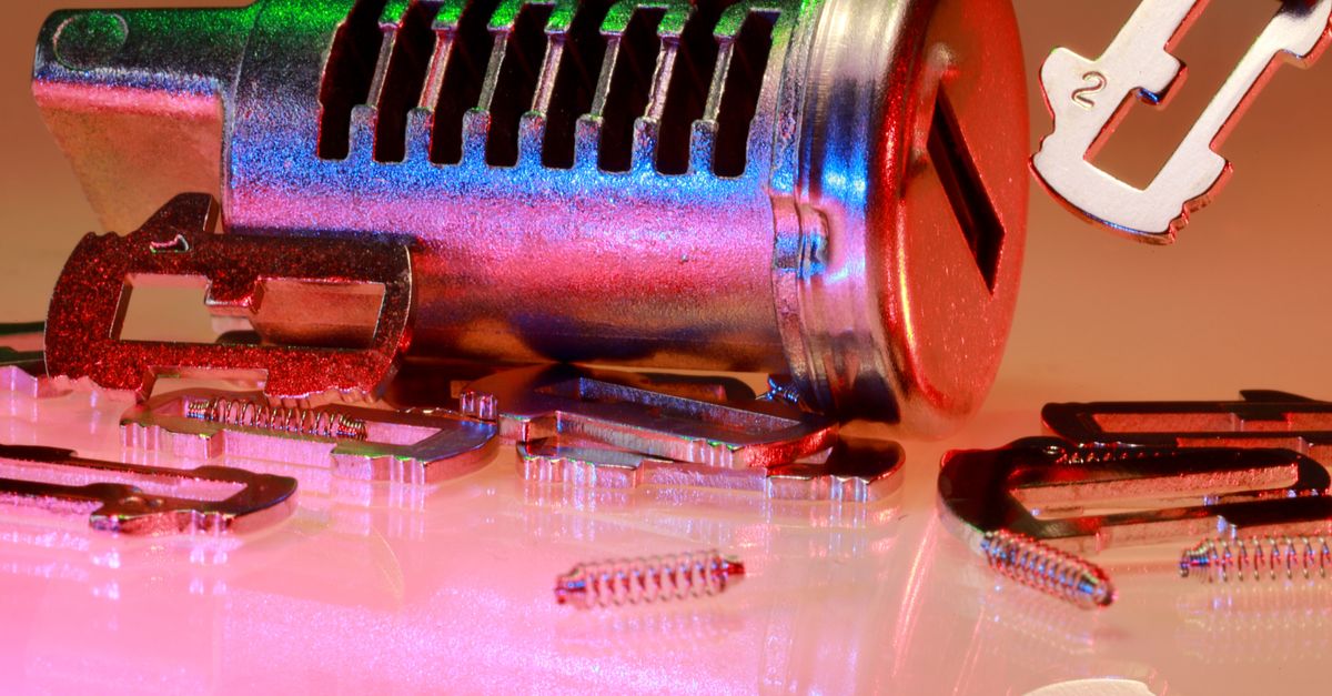 Broken Key Extraction — Jemmy Locksmith